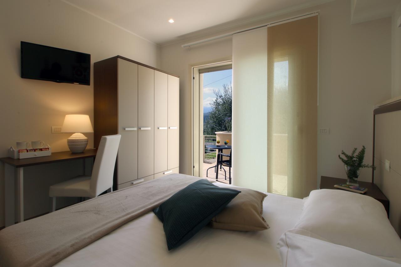 Sike Holiday Home Taormina Exterior photo
