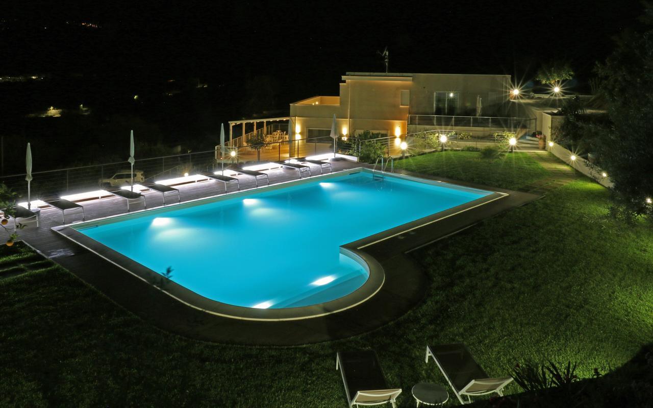 Sike Holiday Home Taormina Exterior photo
